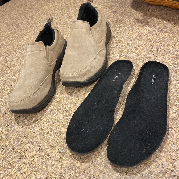 L. L. Bean Slide On Comfort Moccasins 9.5 WIDE Tan or Beige Suede 254547 - Picture 14 of 16